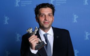 Danis Tanović nagrađen s dva medvjeda: Sjećamo se filma "Epizoda u životu berača željeza"