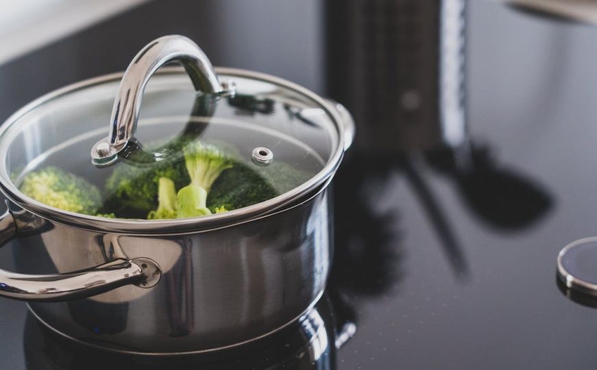 Magičan trik iskusnih domaćica: Uz pomoć jedne stvari riješite se neugodnih mirisa iz kuhinje