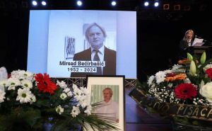 Prijatelji i kolege oprostili se od bh. književnika: Održana komemoracija Mirsadu Bećirbašiću