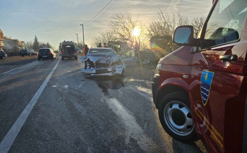 Teška saobraćajna nesreća u Mostaru, ima povrijeđenih