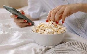 Problem koji svi mi sve češće imamo: Da li ste čuli za fenomen 'popcorn brain'?