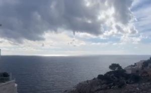 Dubrovnik ovo dugo nije vidio: Rijedak i moćan fenomen digao se iznad mora