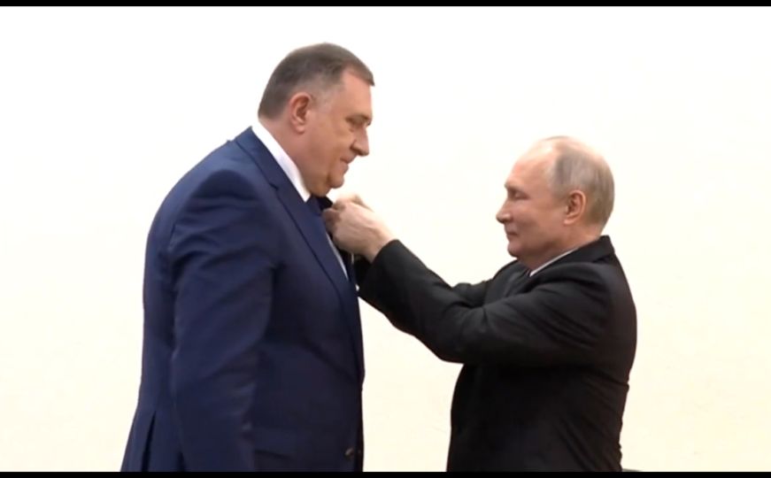 Dodik najavio "misteriozni" potez i poručio: Izgleda moćno kad se sretnete s Putinom
