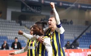 Džeki poništen gol, Fenerbahce slavio u šestoj minuti sudijske nadoknade