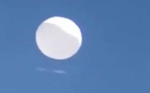 Misteriozni balon uočen iznad SAD, američka vojska se hitno oglasila