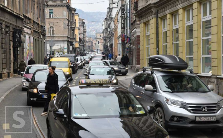 Nova saobraćajna pravila u Srbiji: I vozačima iz BiH mogu biti oduzeta vozila