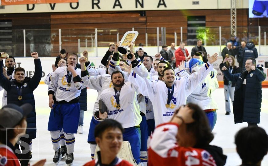 Skenderija na nogama: Pogledajte kako su hokejaši BiH proslavili historijski uspjeh   