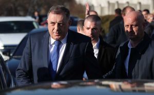 Milorad Dodik opet vrijeđa Christiana Schmidta i prijeti otcjepljenjem bh. entiteta RS