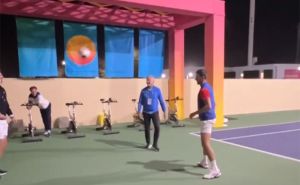 Novak Đoković pokazao šta zna s fudbalskom loptom