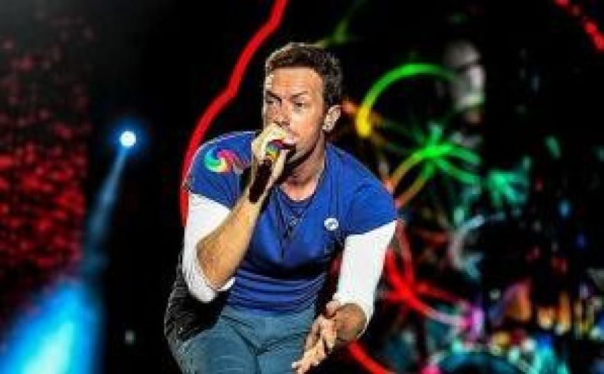 Pjevač Coldplaya zaručio popularnu glumicu
