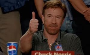 Pogledajte kako sada izgleda Chuck Norris: Ima 84 godine i gotovo je neprepoznatljiv
