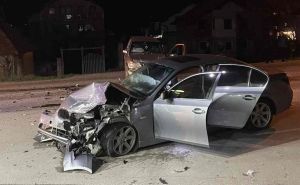 Teška saobraćajna nesreća u BiH: Ima povrijeđenih, Hitna pomoć i policija na terenu