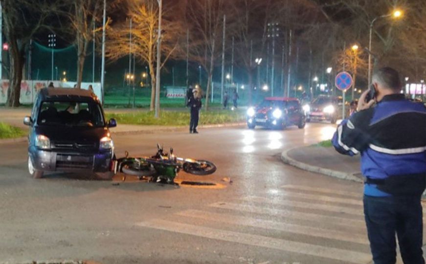 Teška saobraćajna nesreća u BiH, povrijeđen motociklista