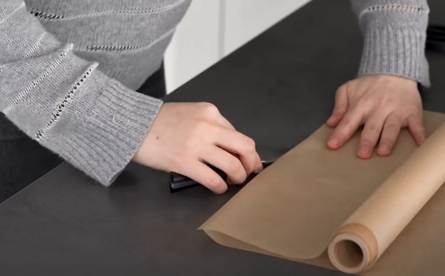 Isprobajte ovaj trik sa papirom za pečenje: Riješit ćete tako veliki problem svakog doma
