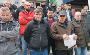 Zenički rudari ispred zgrade Uprave: Još nema ni naznaka da bi mogli dobiti platu