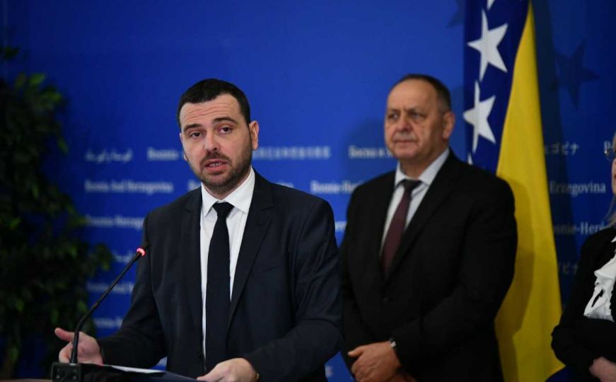 Saša Magazinović: Ovo je veliki dan za BiH. Lijepo je da se političari takmiče za napredak prema EU