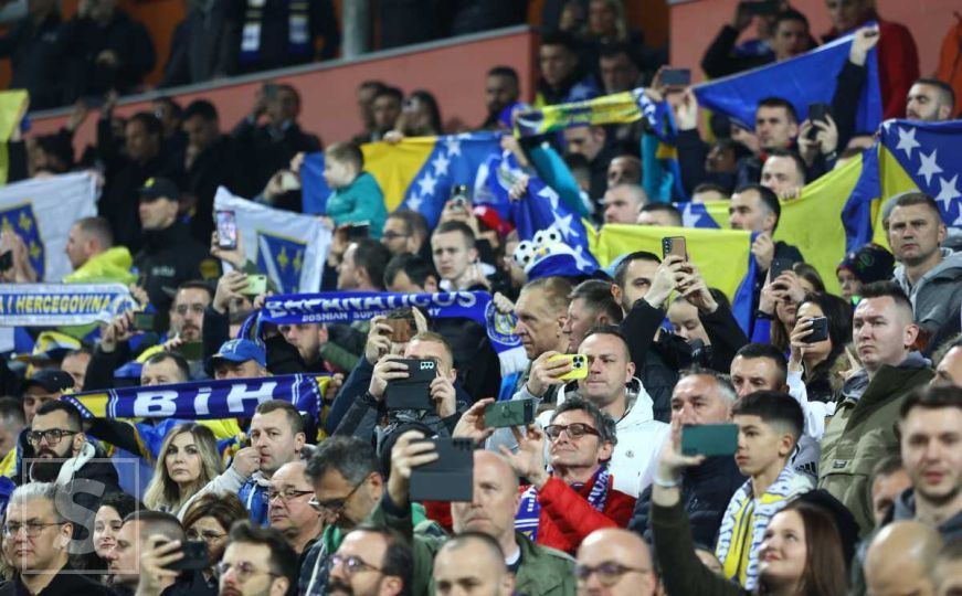 Stadion u Zenici ispunjen do posljednjeg mjesta: Bilinim poljem odjekuje 'savez napolje'