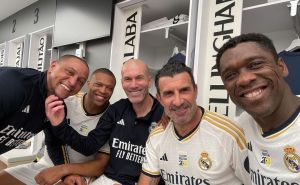 Susret legendi Real Madrida: 'Skupa' fotografija nastala u svlačionici Santiago Bernabeua