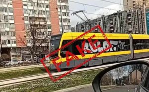 Lažna fotografija: Cunami - Rulof se nije potpisao na sarajevski tramvaj