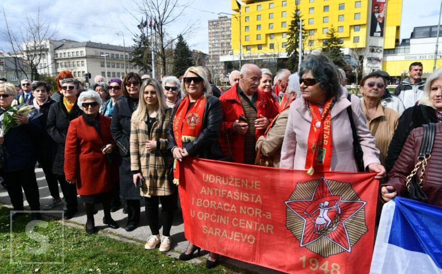 Mjesto pamćenja i nadahnuća: Obilježena 79. godišnjica vješanja 55 građana Sarajeva