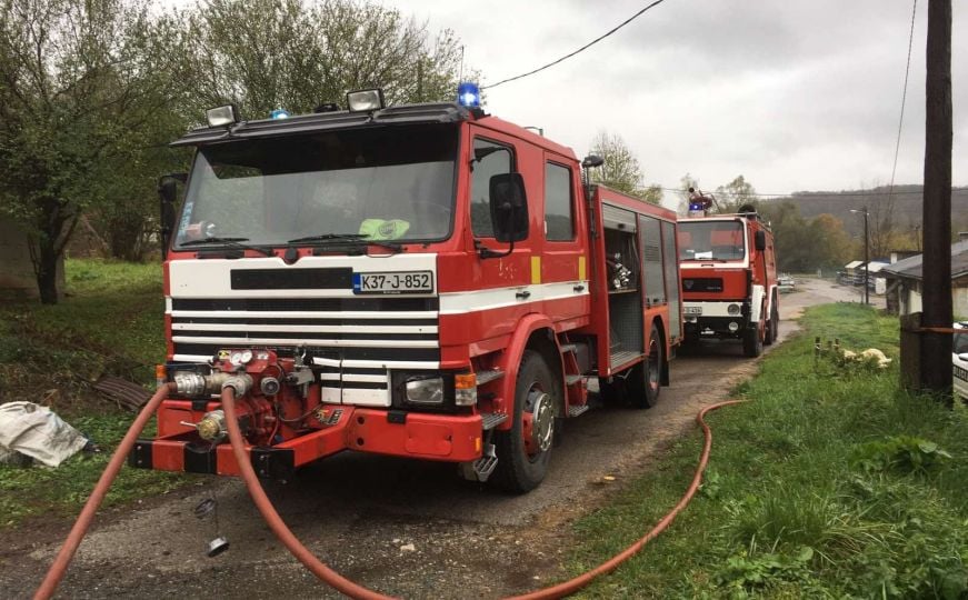 Veliki požar na gradilištu autoputa u BiH: Policija zatvorila magistralni put