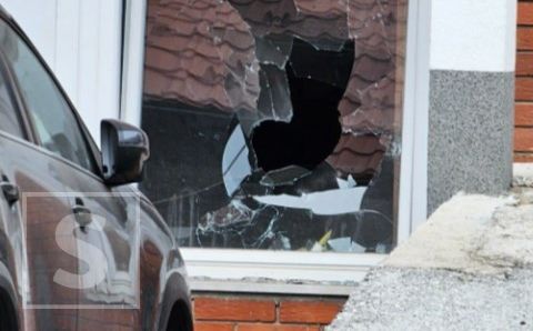 Novi detalji: Oglasila se policija o bačenoj bombi na kuću Irfana Čengića
