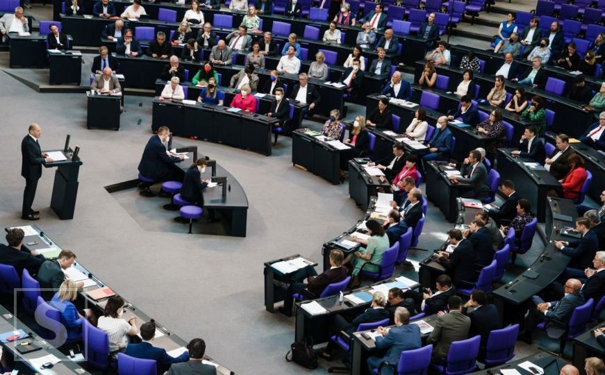 Zastupnicima u Bundestagu kasne plate: Evo i zbog čega