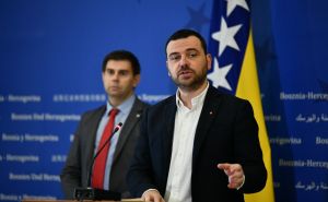 Magazinović žestoko odgovorio Dodiku: 'Degutantno je slušati šta govori o Srebrenici'