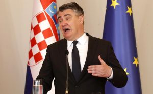 Skandal: Zoran Milanović poručio Ambasadi SAD-a u BiH da tlači Hrvate i poslao im "srednji prst"
