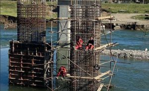 Vatrogasci spasili radnike koji su gradili most u Banjoj Luci