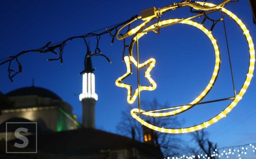 Najodabranija noć u godini: Muslimani večeras obilježavaju Lejletul-kadr