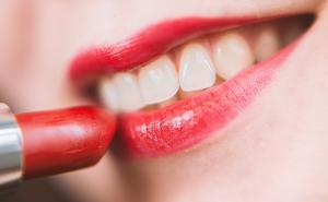 Make up savjeti: Kako da vam karmin ljepše izgleda na usnama?