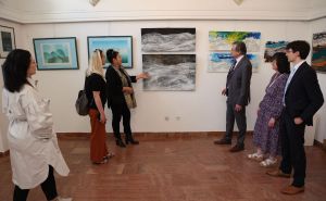 U Galeriji 'Preporod' izložba sjećanja na Amru Kozić: 'Voljela je slikarstvo, planinu i ljude...'