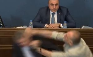 Sukob u gruzijskom parlamentu zbog spornog zakona o stranim agentima