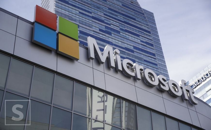 Microsoft ulaže 1,5 milijardi dolara u firmu za umjetnu inteligenciju