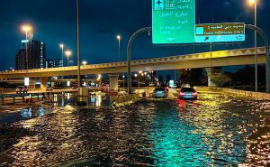 Apokaliptične scene, ogromne poplave pogodile UAE, Bahrein, te Oman i odnijele najmanje 18 života