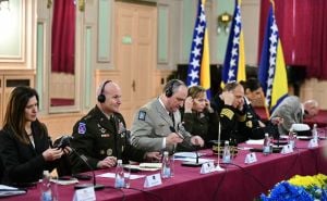 Vrhovni komandant NATO-a: Dopremamo tešku opremu i pojačavamo snage u BiH i na Kosovu