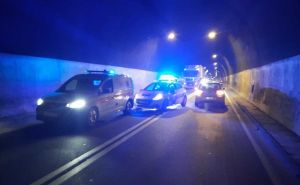 Sudar tri automobila u tunelu kod Maglaja: Dvije osobe povrijeđene i prevezene u bolnicu