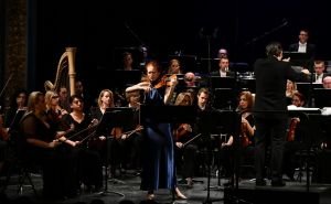 Koncert Sarajevske filharmonije: Publiku očarala njemačka violinistica Mira Foron