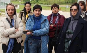 Majke Srebrenice primile Ukrajinke u Potočarima: Razgovarale o gubitku najmilijih