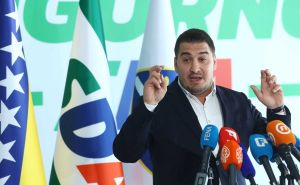Haris Zahiragić: 'Mi nismo pripremili tortu za razliku od nekih, ali nosimo crne kravate'