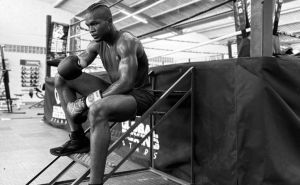 Tragedija u svijetu boksa: Preminuo neporaženi borac