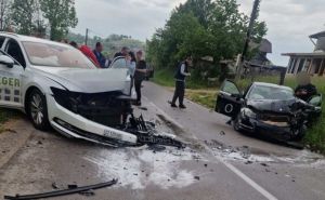 Teška saobraćajna nesreća u BiH: Do sudara došlo usljed preticanja