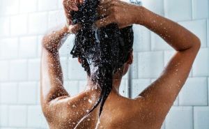 Otkrijte kada i koliko trebamo šamponirati kosu, evo šta dermatolozi kažu
