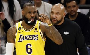Lakersi otpustili trenera nakon ispadanja u prvom krugu doigravanja