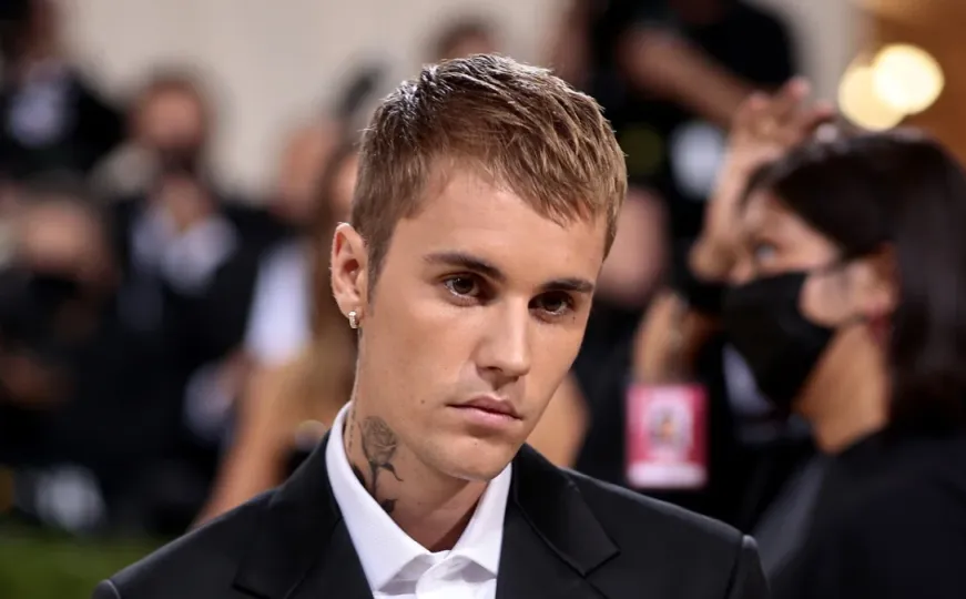 Justin Bieber išao na presađivanje kose? 'Čini se da je pazio da ne dijeli fotografije bez kape'