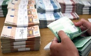 Podaci iz Centralne banke: Pogledajte koliko novca na računu čuva najveći crnogorski štediša