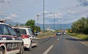Udes na brzoj cesti na ulazu u Sarajevo