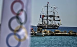 Olimpijska baklja nakon 12 dana plovidbe brodom stiže u Marseille, dočekat će je 150.000 ljudi