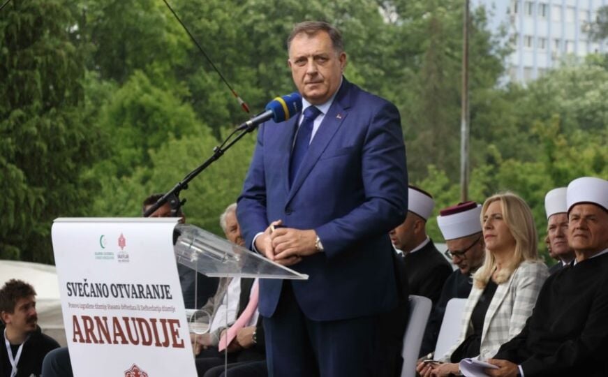 Milorad Dodik: "Rušenje Arnaudija džamije bilo je greška i čin bezumlja"